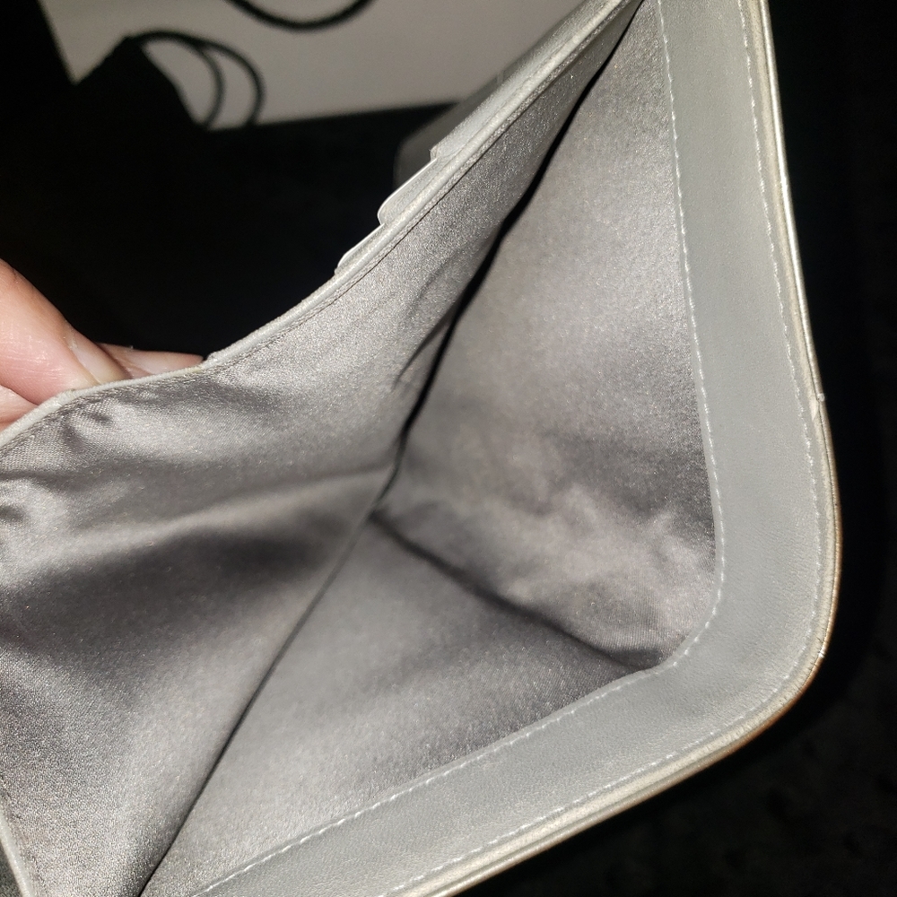 Chanel Wallet - Picture 11 of 16